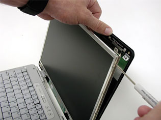 Motherboard Engineers : Laptop Screen Replacement